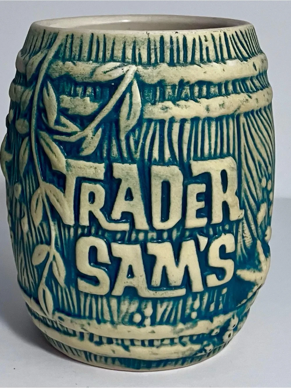 DISNEYLAND Trader Sam’s RUM BARREL MUG / 4th Edition / RARE Tiki Bar COLLECTIBLE - Picture 1 of 10